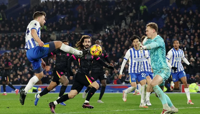 Chelsea chạm đáy thất vọng trước Brighton, Sancho không phải cầu thủ tệ nhất