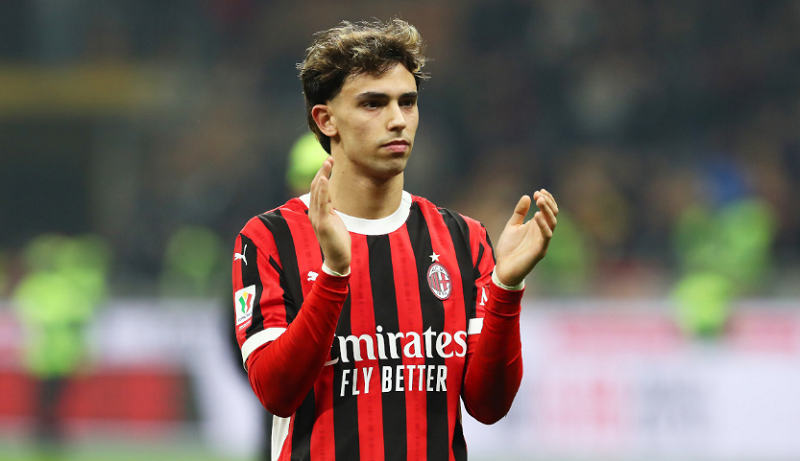 joao-felix-gay-that-vong-tai-milan-chelsea-chang-may-may-tiec-nuoi