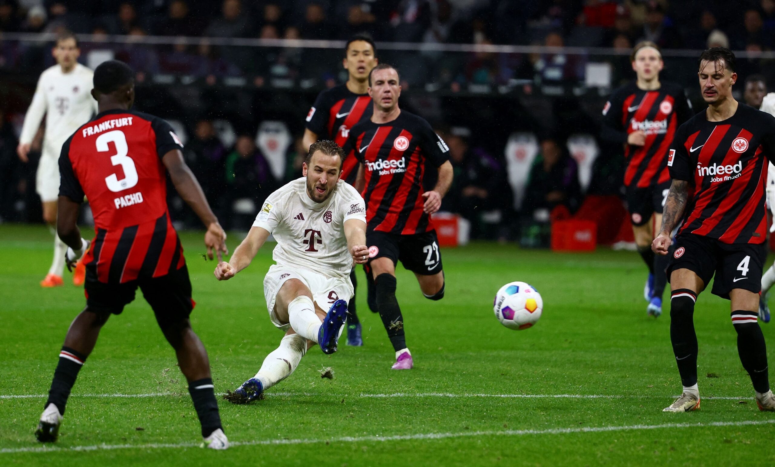 Nhận định soi kèo Bayern vs Frankfurt lúc 23h30 ngày 23/2/2025