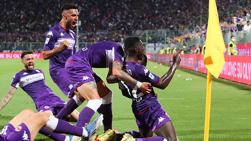 Nhận định soi kèo Fiorentina vs Como lúc 18h30 ngày 16/2/2025